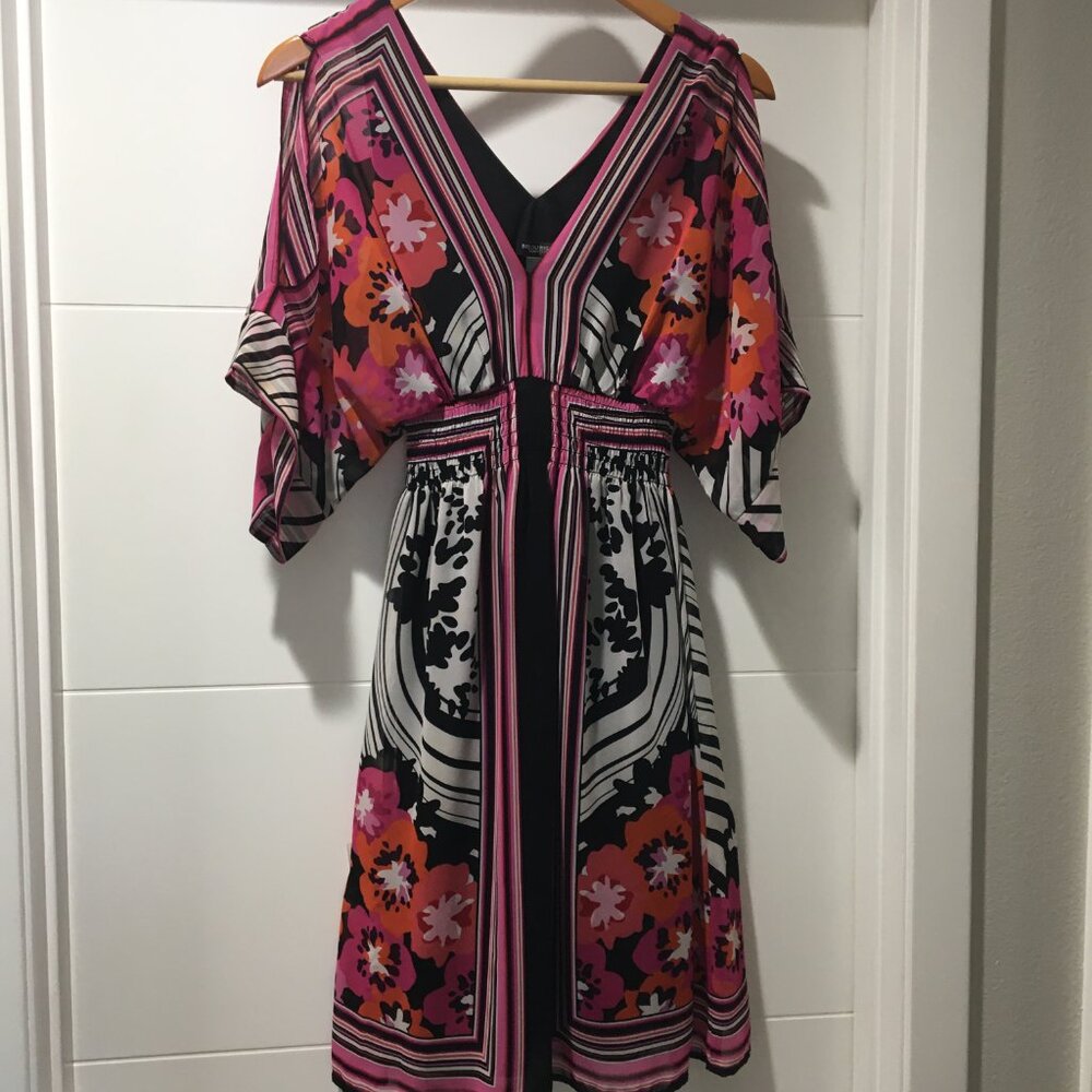 Bisou Bisou Shear Lined Floral Split Sleeve